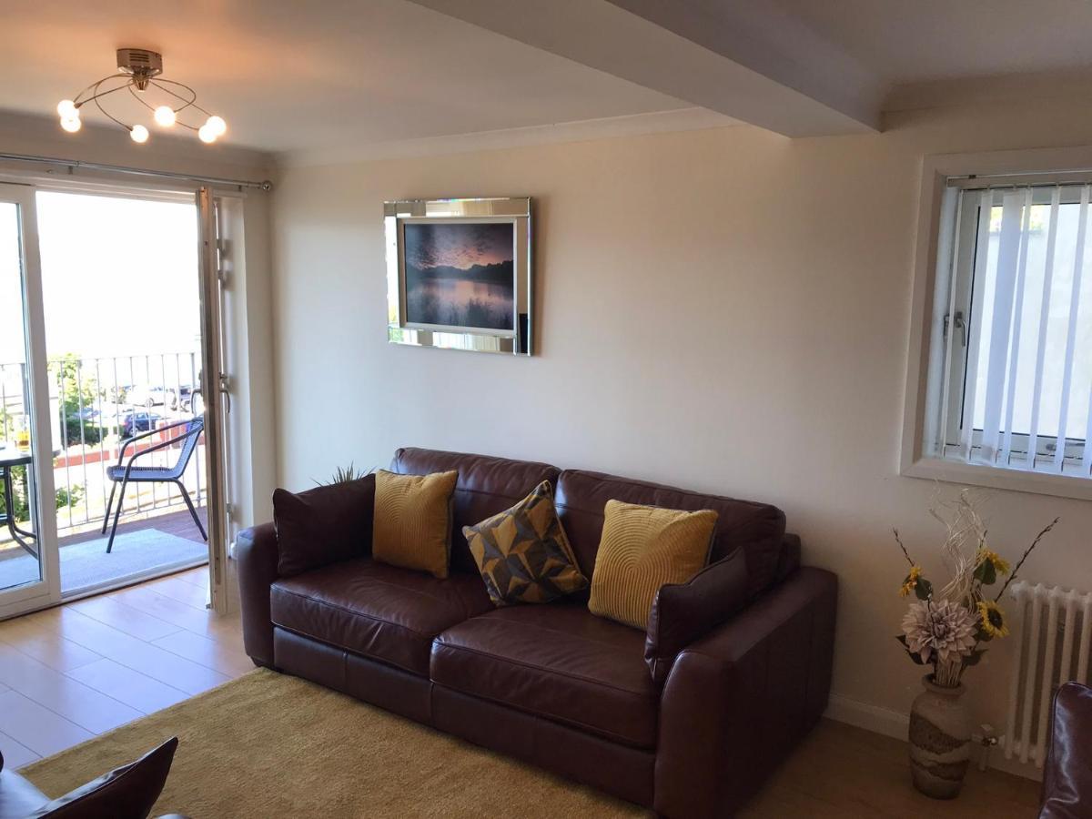 Beautiful 3-Bed Apartment In Gourock Luaran gambar